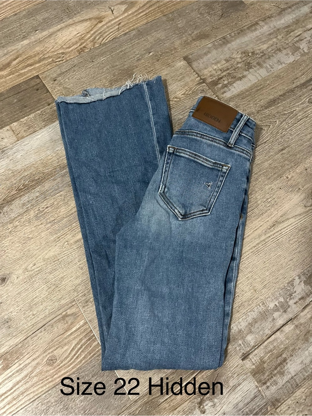 Hidden Brand Straight Leg Jeans in Medium Blue